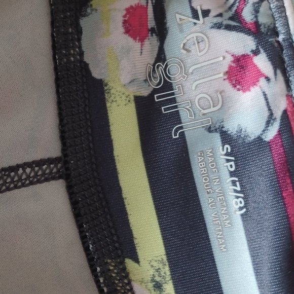 Set of 2 pants: Benetton and Zella girl size small (7-8) - Picture 10 of 10